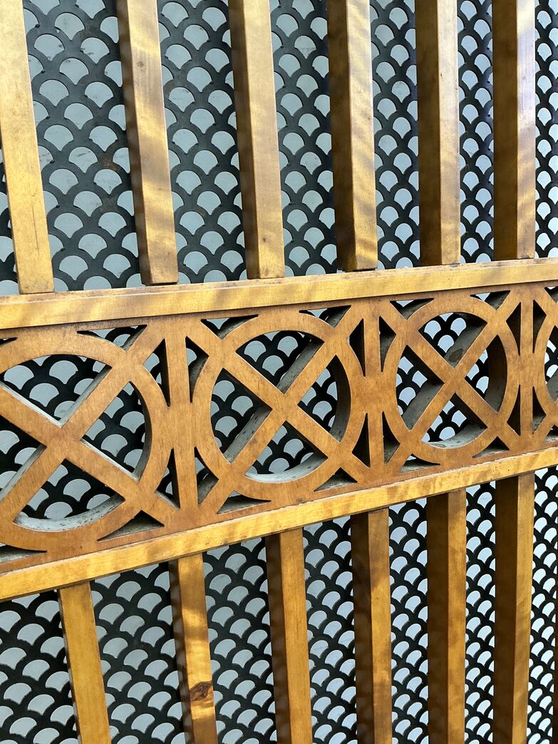 2 stk. Skabsdøre/Radiatorskjulere i ædeltræ