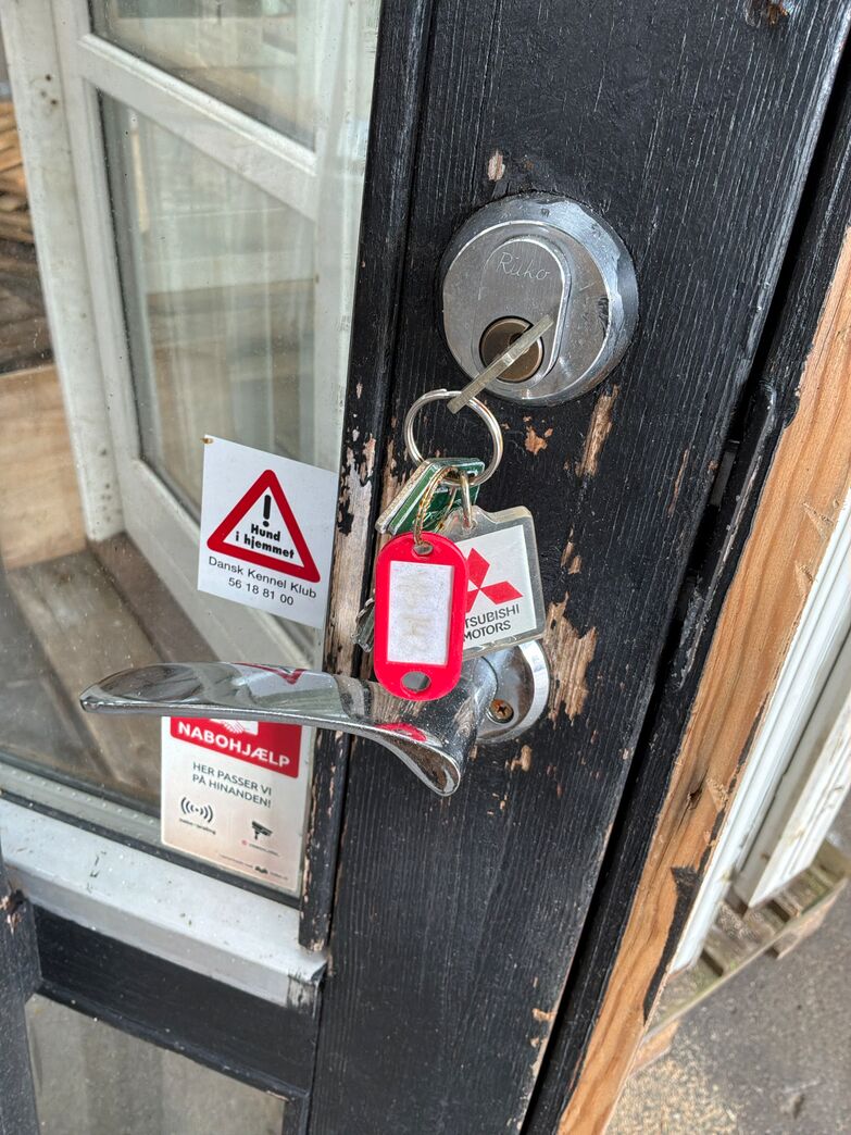 Yderdør med karm