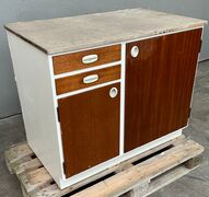 Original 60'er køkken med terrazzoplade