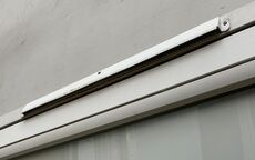 Termovindue med matteret glas