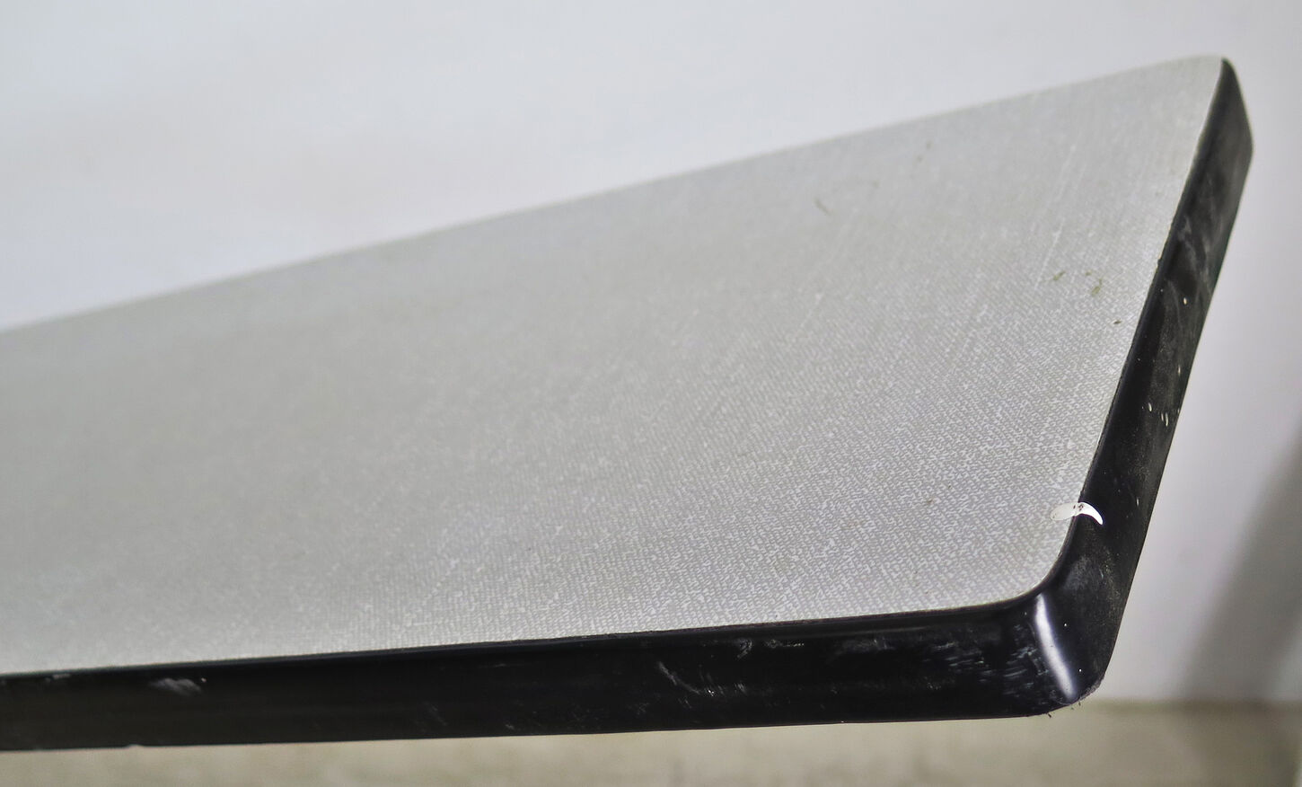 Vinduesplade i formica 260 cm