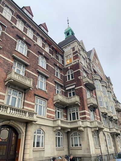 Enkellagsglas med bue