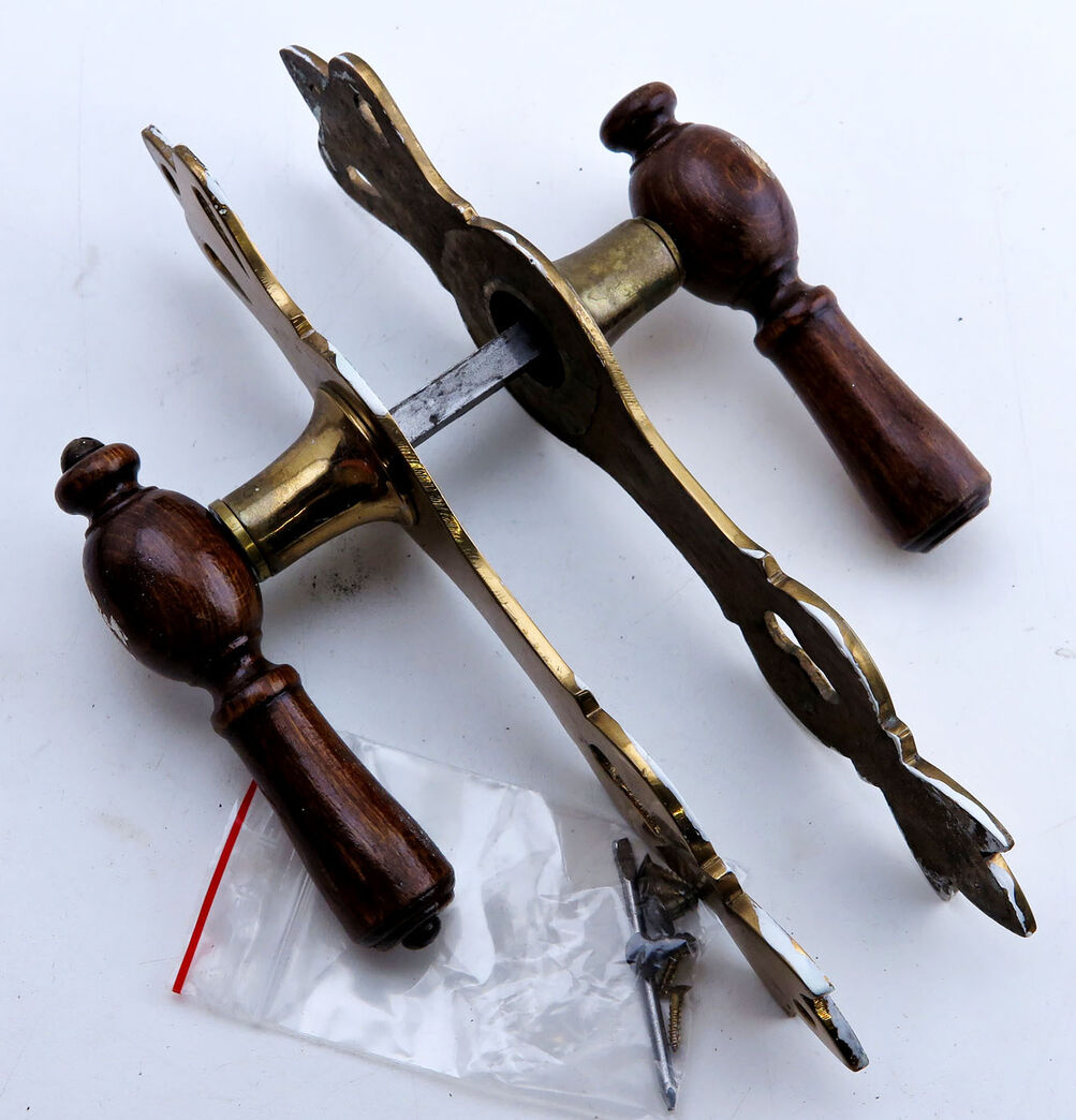 Knebelgreb med langskilte - 38 mm.