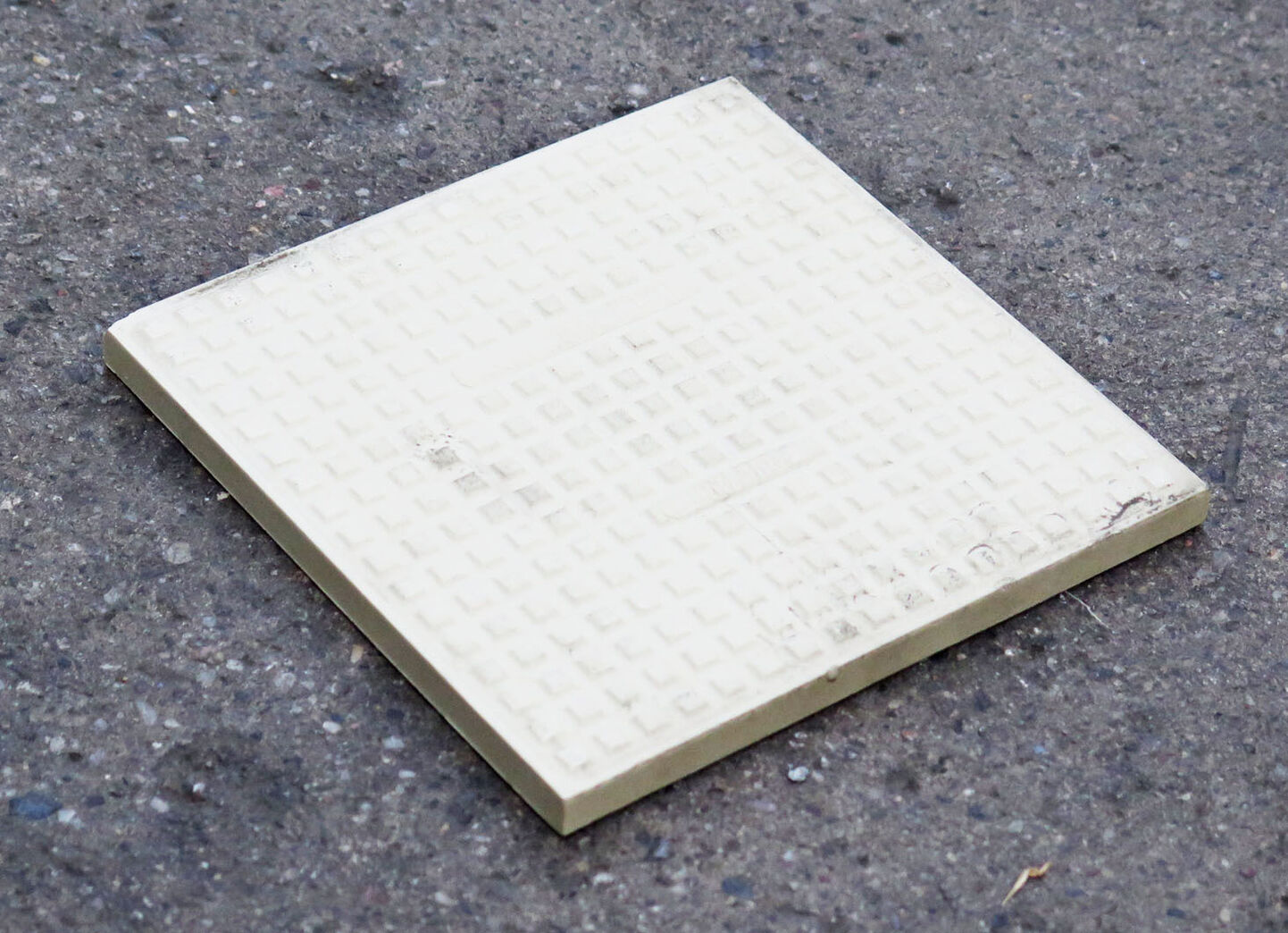 Råhvid klinke, 15x15cm