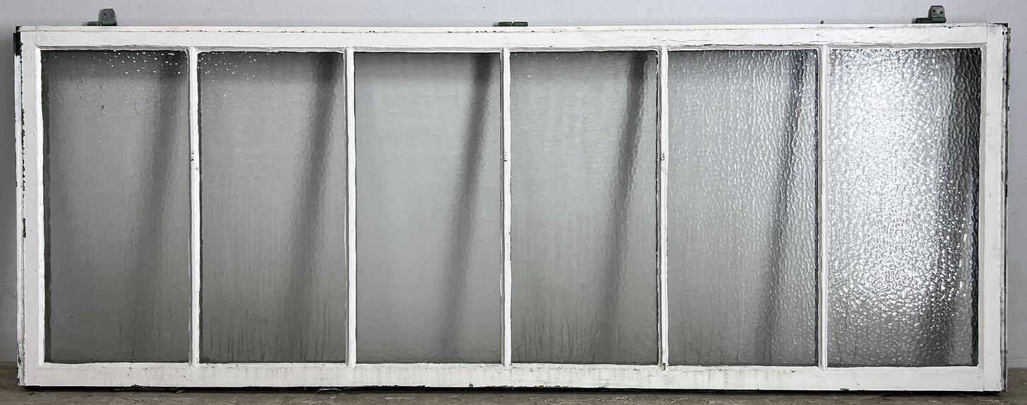 Kæmpe vinduesramme fra 