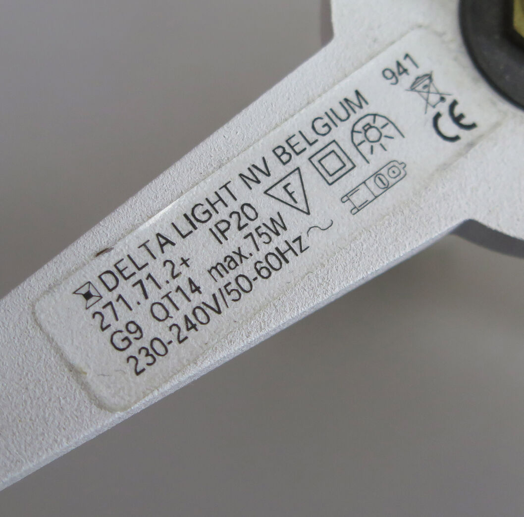 Lampe i acryl - Delta Light