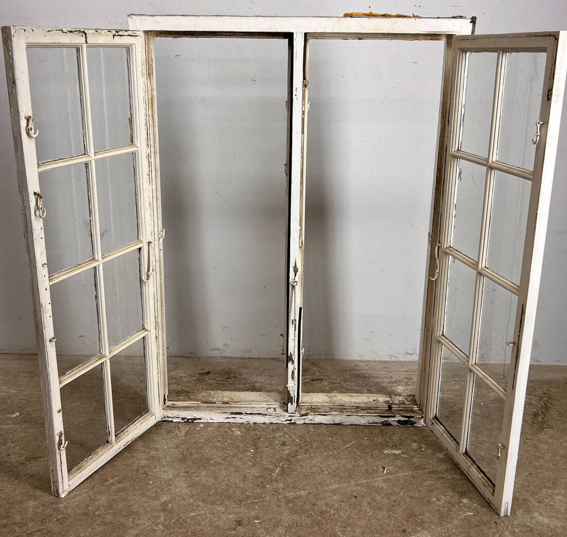 Sprossevindue med kittet enkeltlagsglas