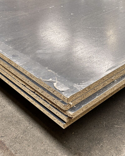 Sortlamineret spånplade 5 stk.