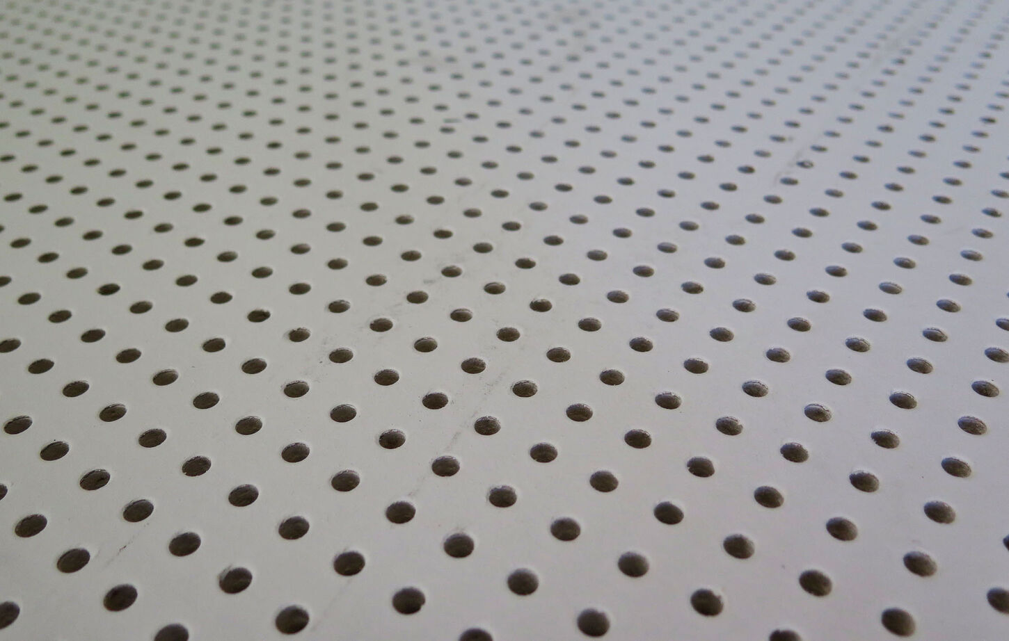 Gips akustikloft 575x575x12 mm Gips akustikloft 575x575x12 mm