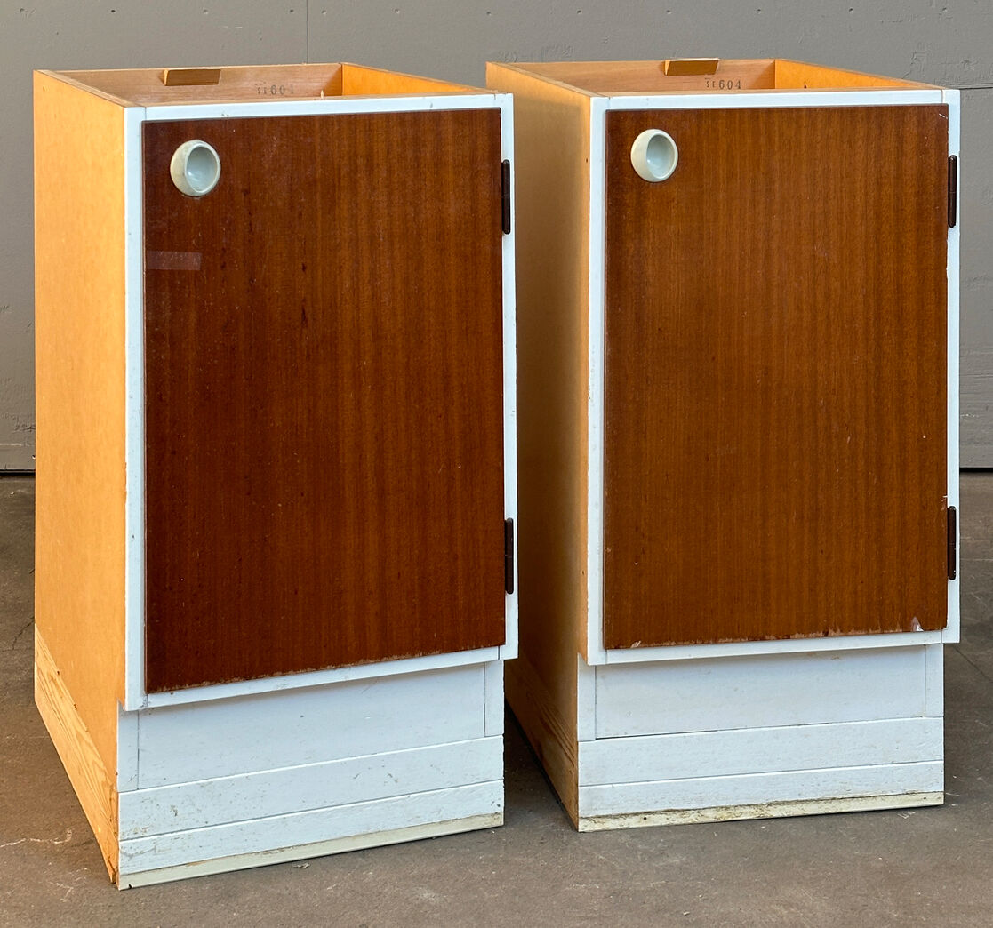 Skabsmodul med overfalset låge h.h