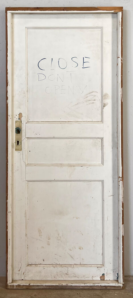 Fyldningsdør med karm Fyldningsdør med karm