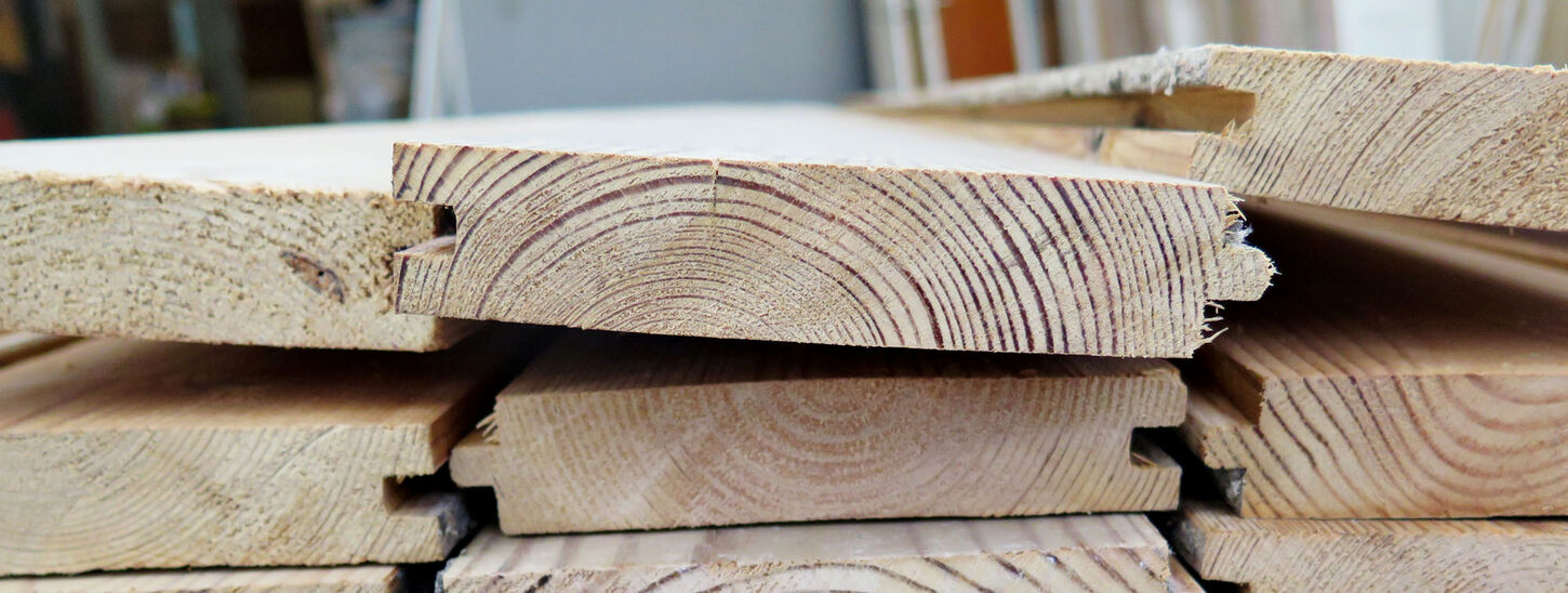 Brugte gulvbrædder i fyr, 34m2, 11,5cm