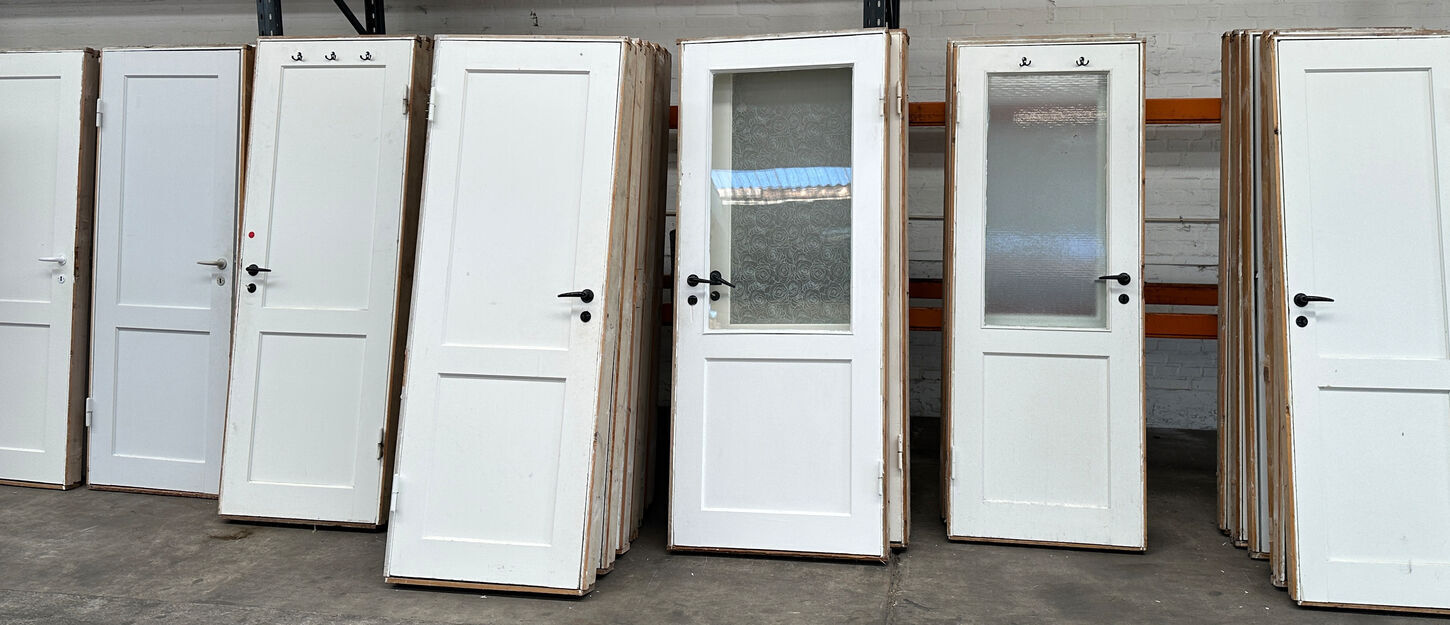 Fyldningsdør 78 cm med karm vh