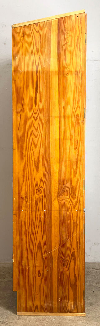 Skoleskab med glaslåger