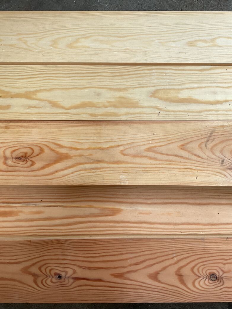 Samlet parti 30 mm fyrretræsgulv 19 m2