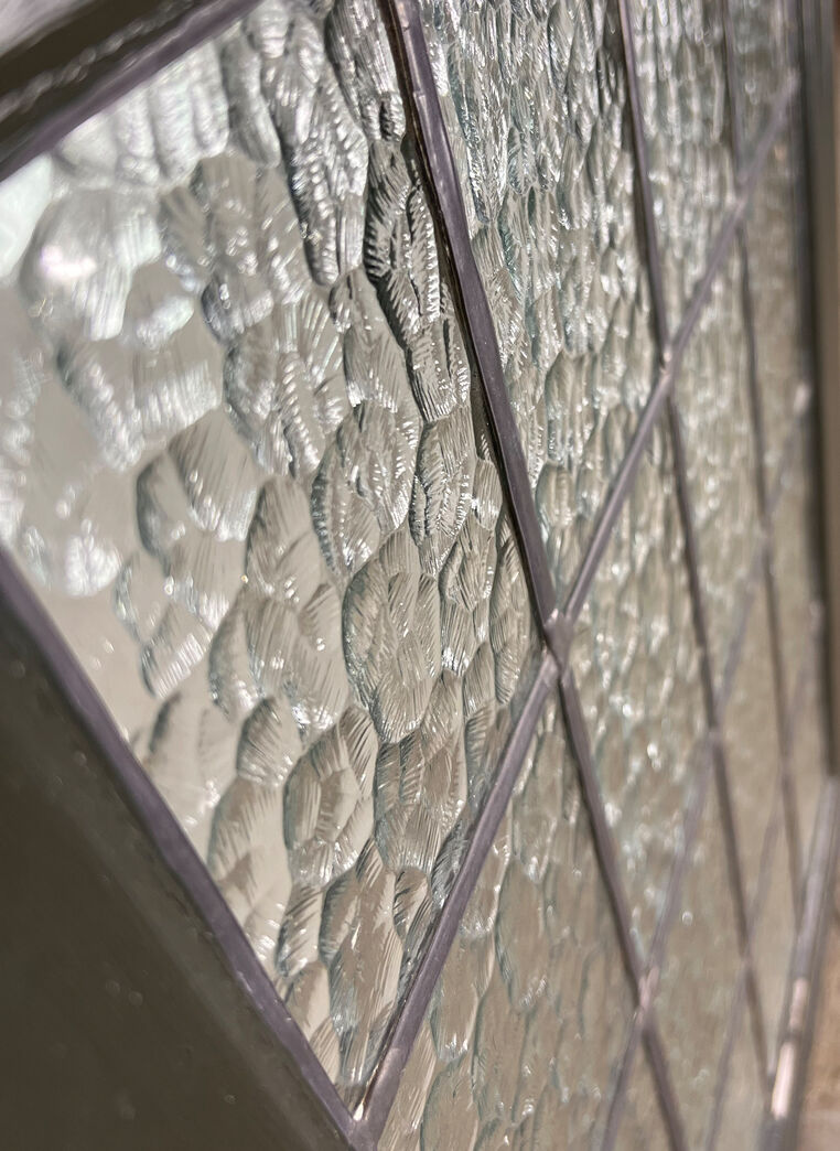 Blyindfattet vindue med koblet ramme