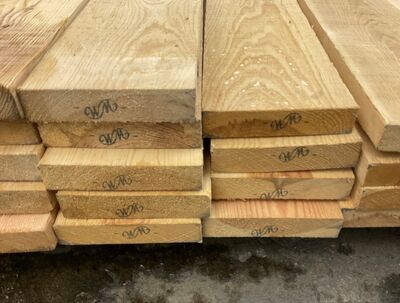 Ovntørret kantskåret fyr 32x150 mm 286 lbm.