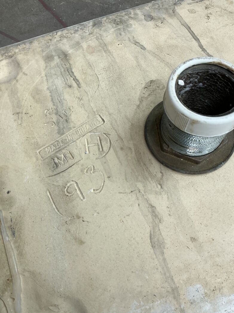 Udslagsvask med Egetræskant