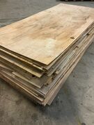 Ca 200 stk brugte 12 mm tagkrydsfiner