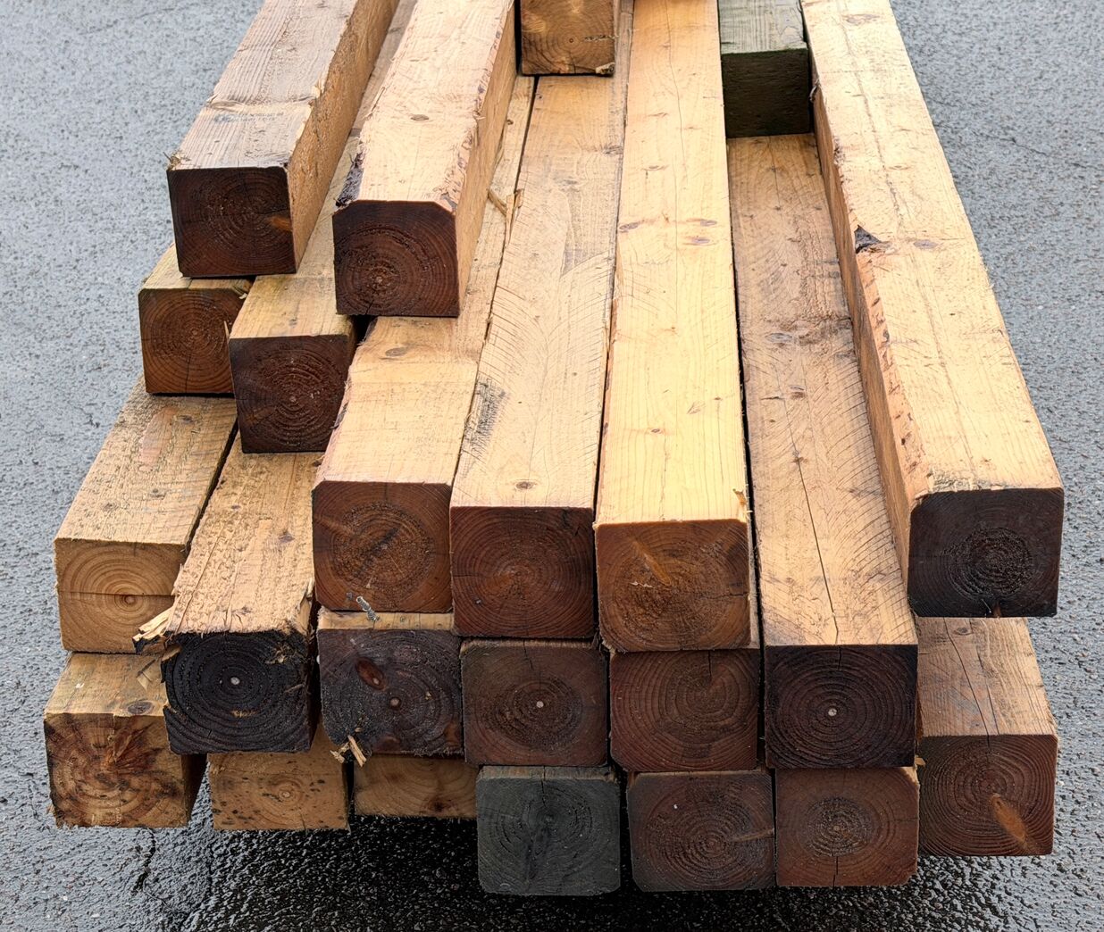 85 meter brugt tømmer 10x10 cm