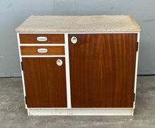 Original 60'er køkken med terrazzoplade