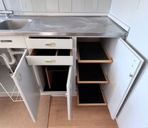 Komplet 60'er køkken - 2 stk overskabe - , malet