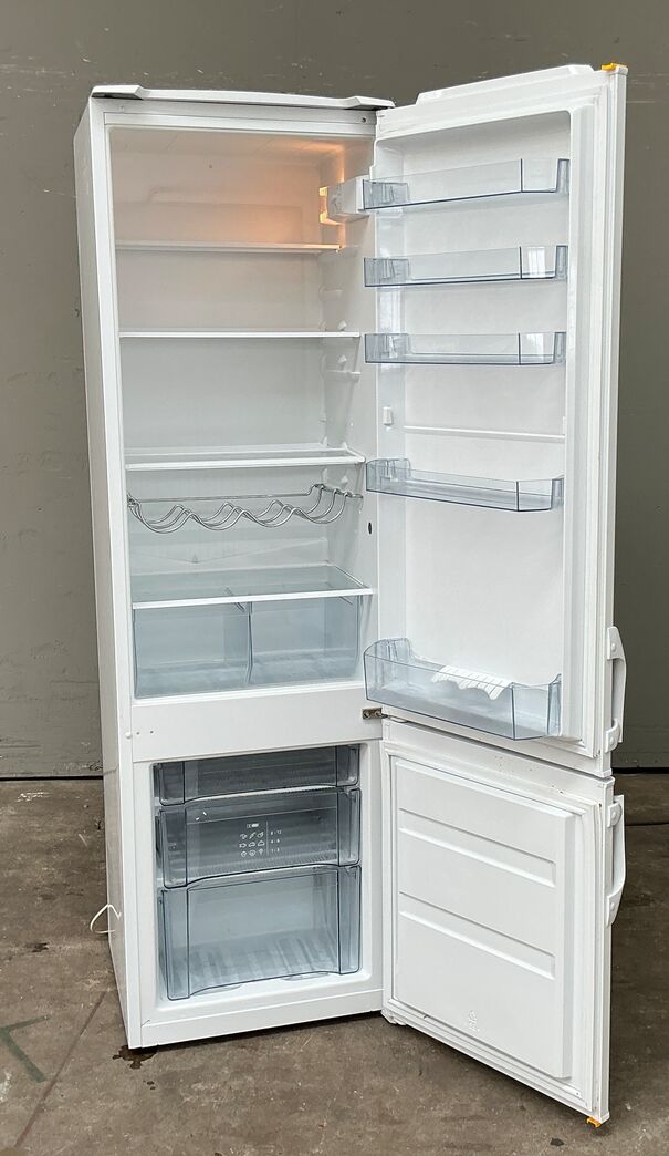 Fritstående Gorenje køle/fryseskab 223/61 liter