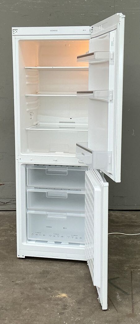 Fristående Siemens køle/frysskab 190/87 liter