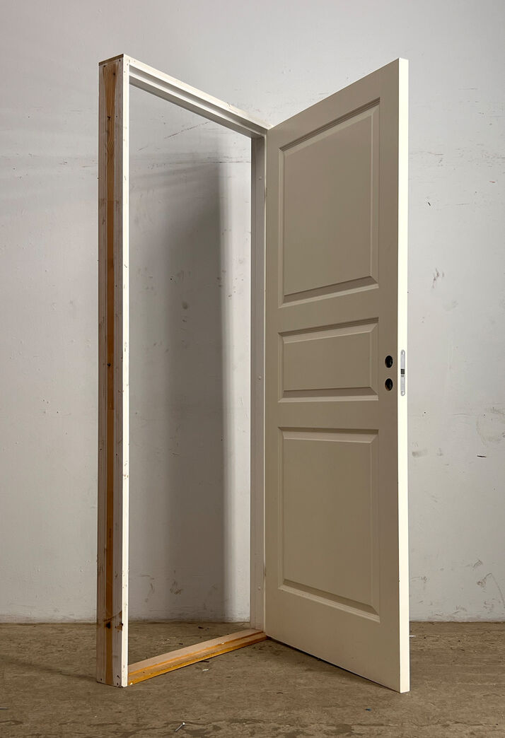 Fyldningsdør med karm M9