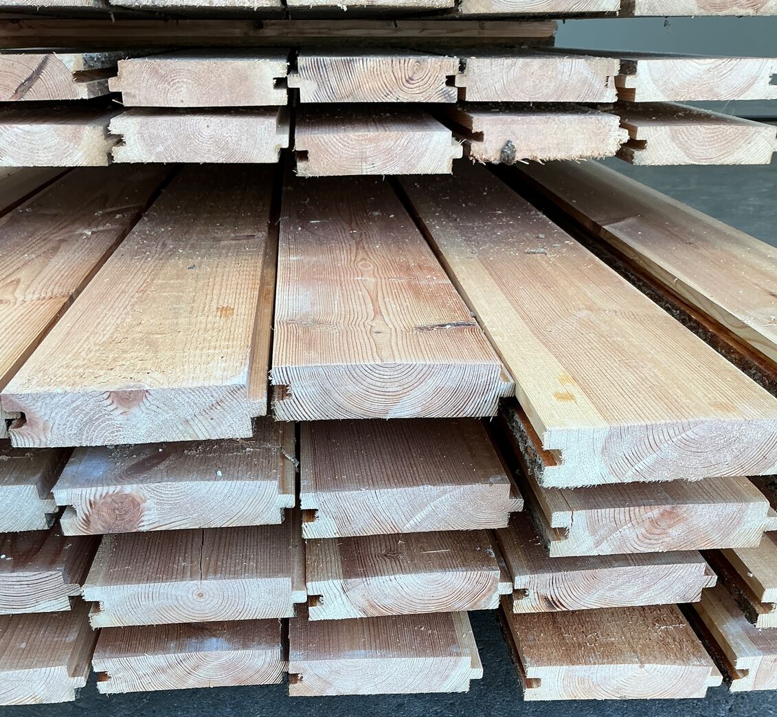 Brugt gulvbrædder i fyr, 19m2, 11,3 cm