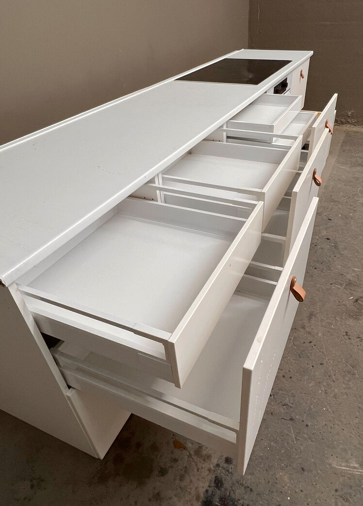 Ikea køkken med corianplade