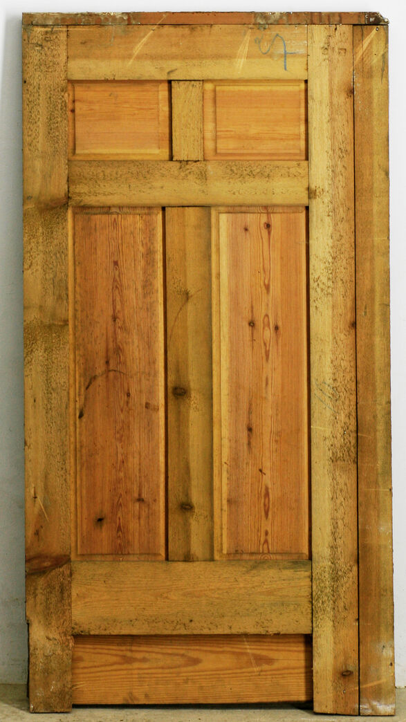 Højt vægpanel