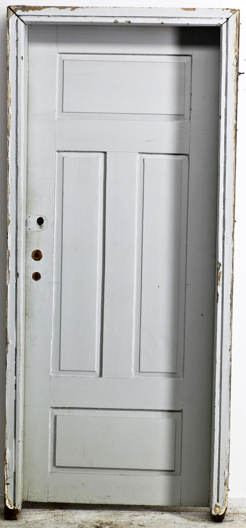 Fyldningsdør med karm