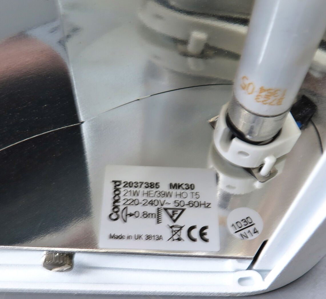 Concord lyssystem med monteringsskinner