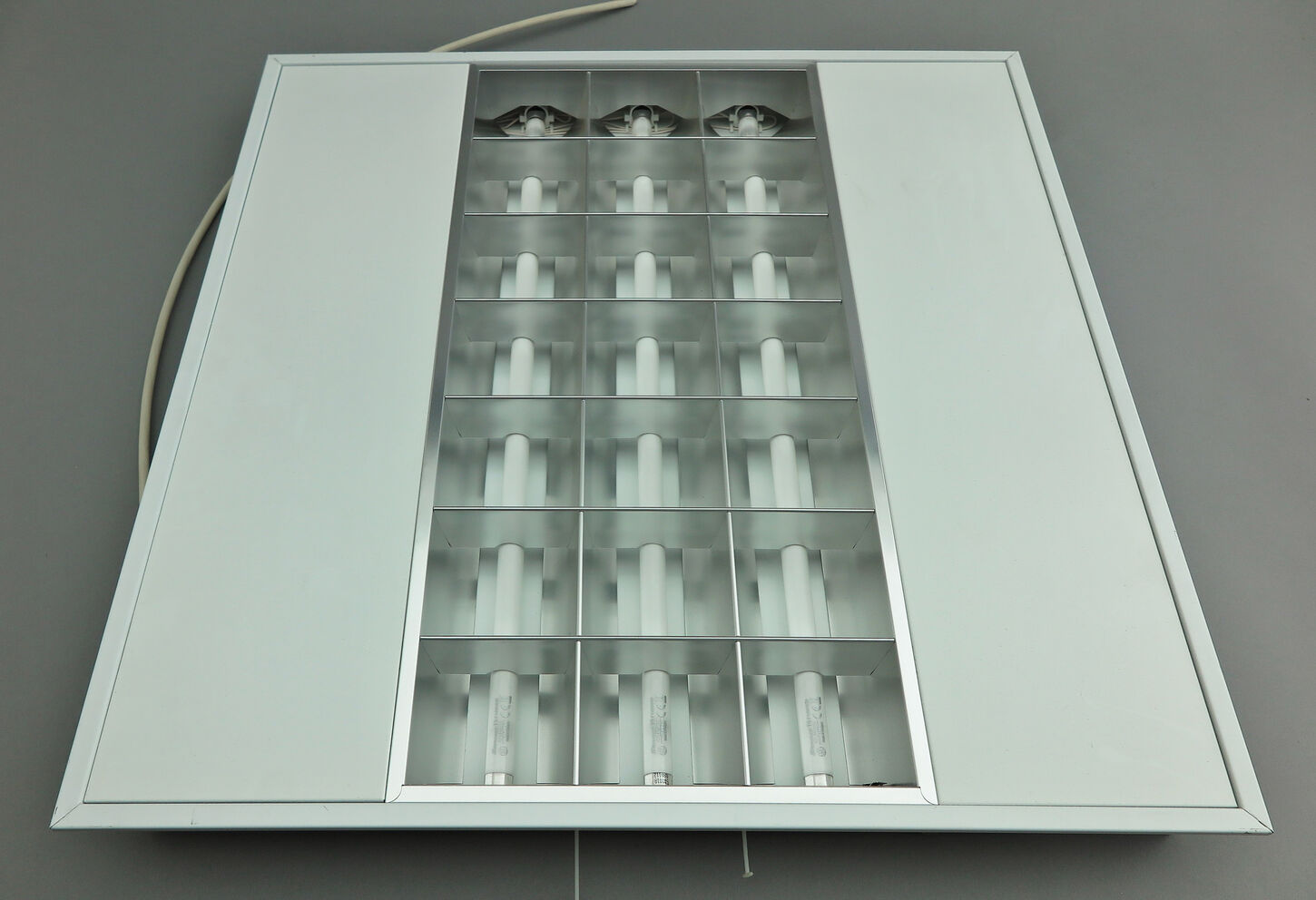 Lysarmatur - Thorn 3 x 14W