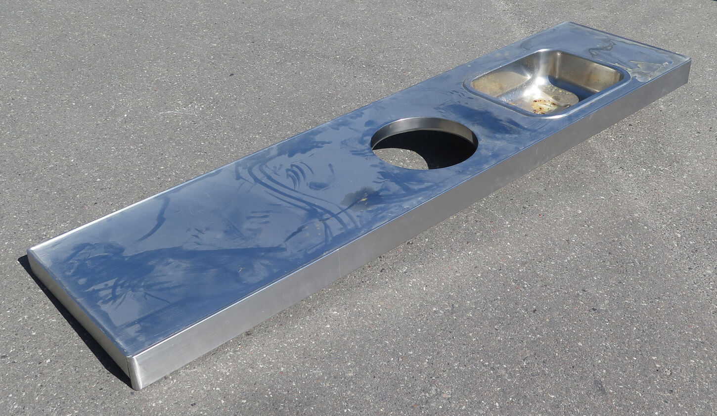 Stålbordplade med vask