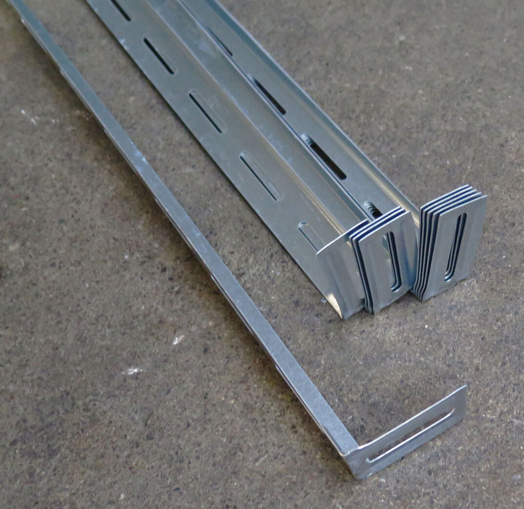 Vægbeslag 70 cm. Tilbehør til akustikplader,