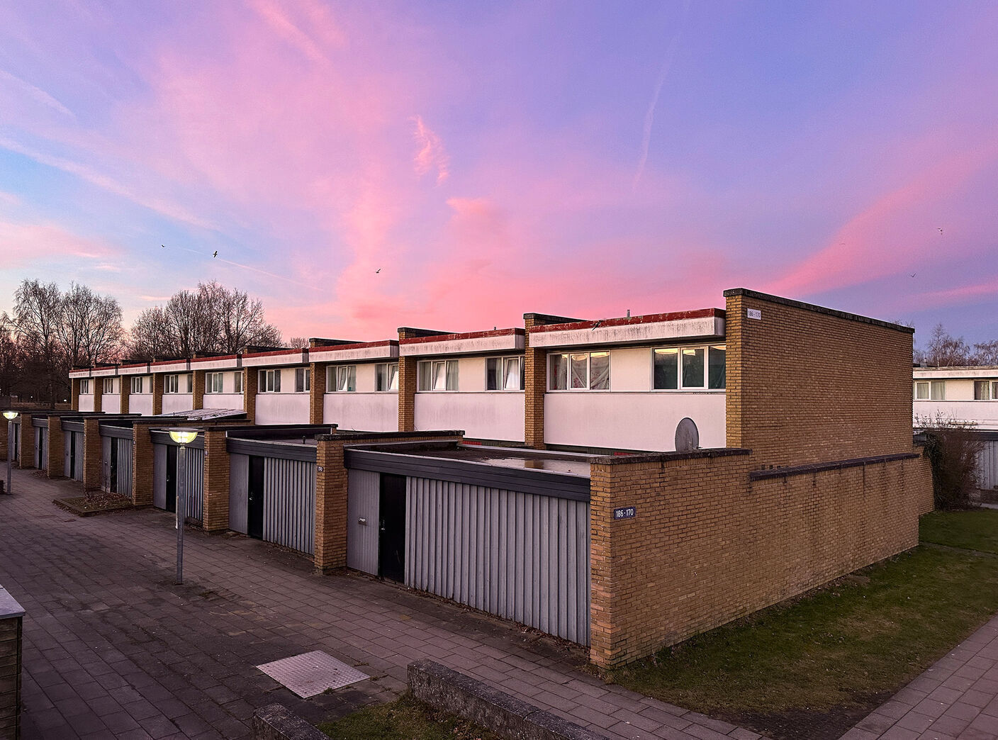 Fineret dør med karm