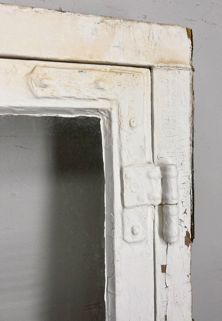 Sprossevindue med kittet enkeltlagsglas