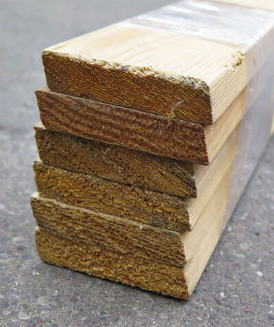 Fodpanel ubehandlet fyr 6 stk á 3600 mm