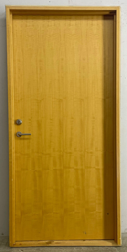 BD30 branddør med karm M9