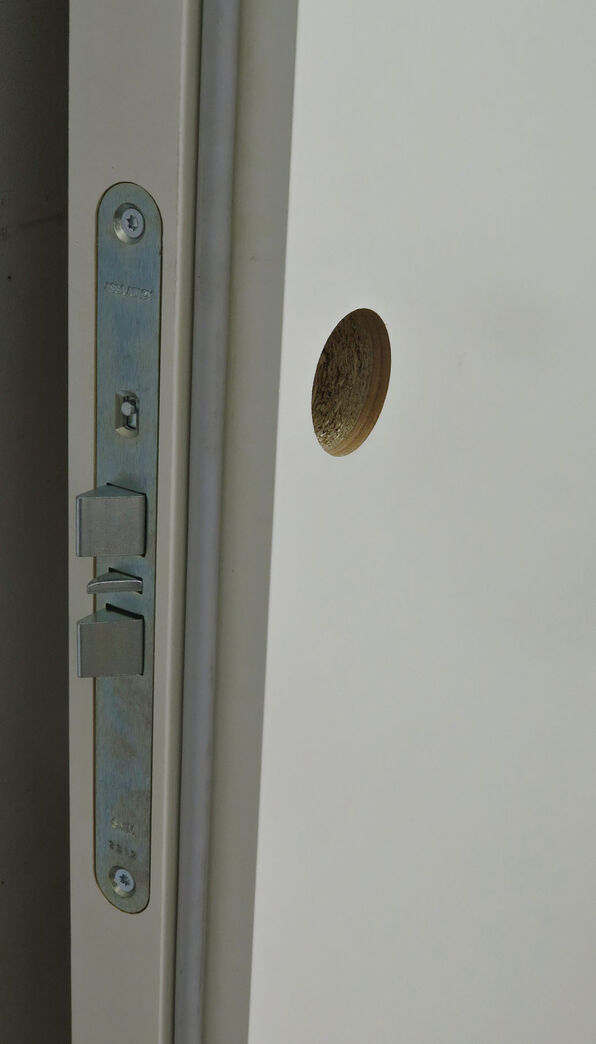 Teknikrum-dør med karm