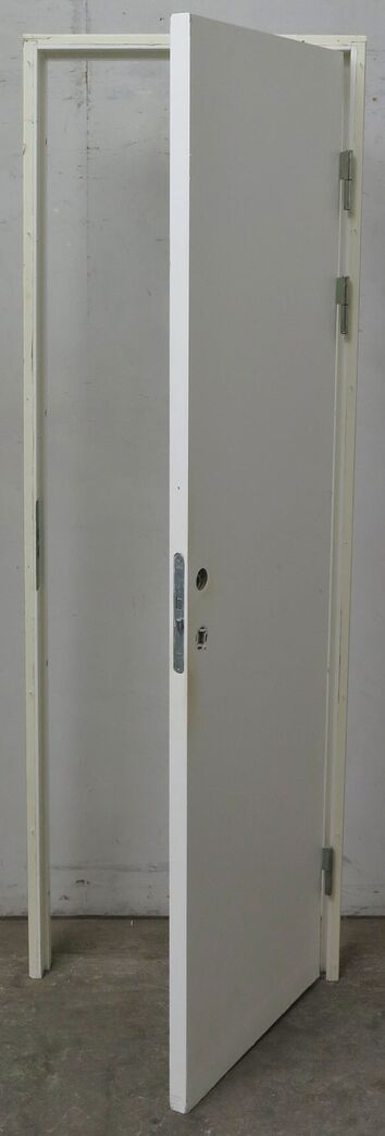 Swedoor massiv dør M7 med karm