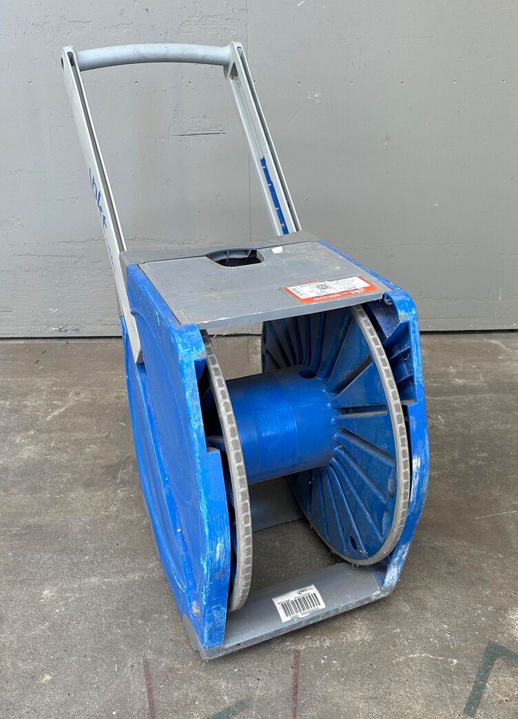 Qaddy kabeltromlevogn og afruller