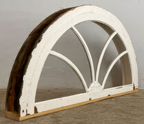 Halvcirkel vindue med fast karm