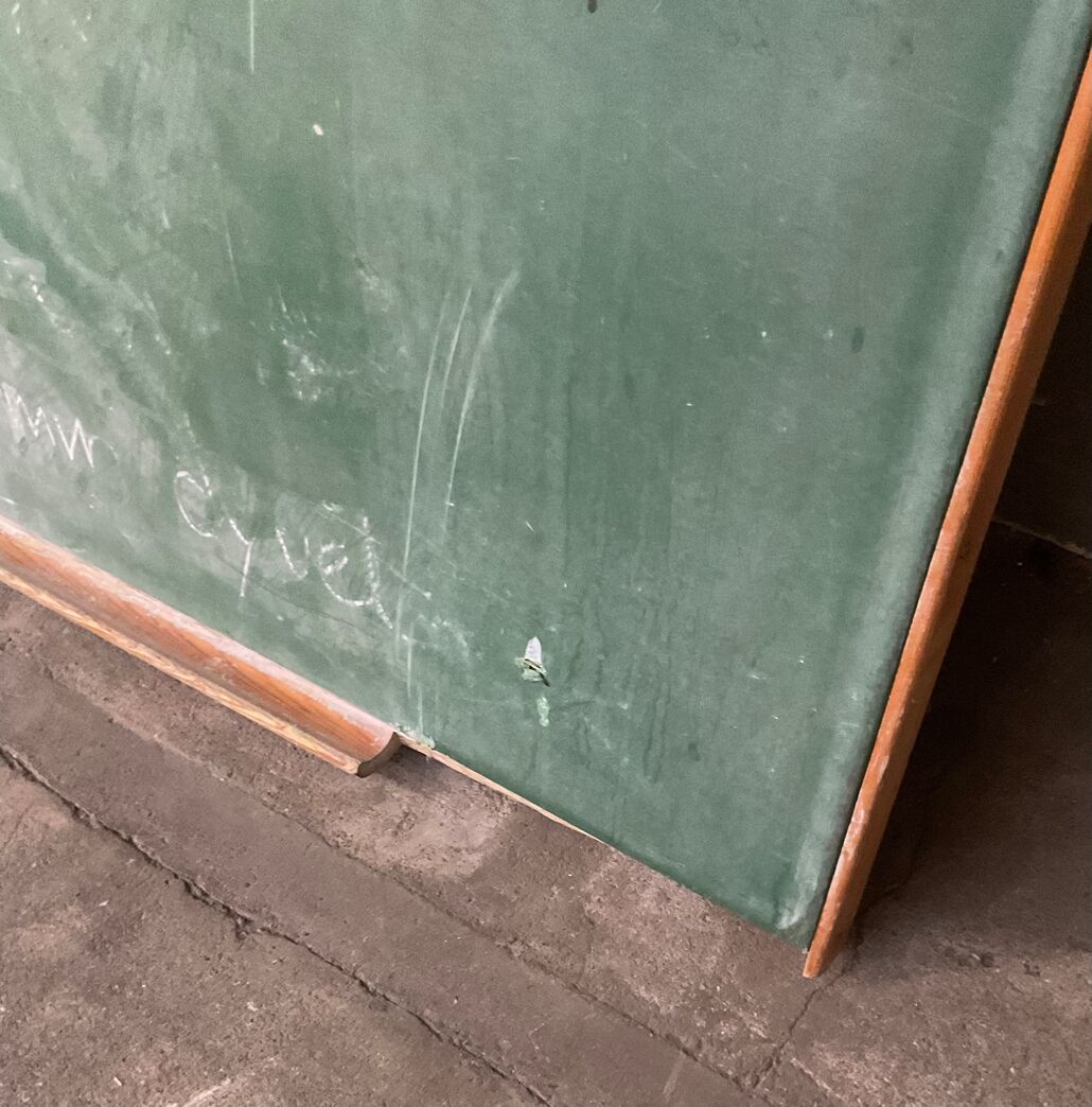 Gammel skoletavle 400x100 cm