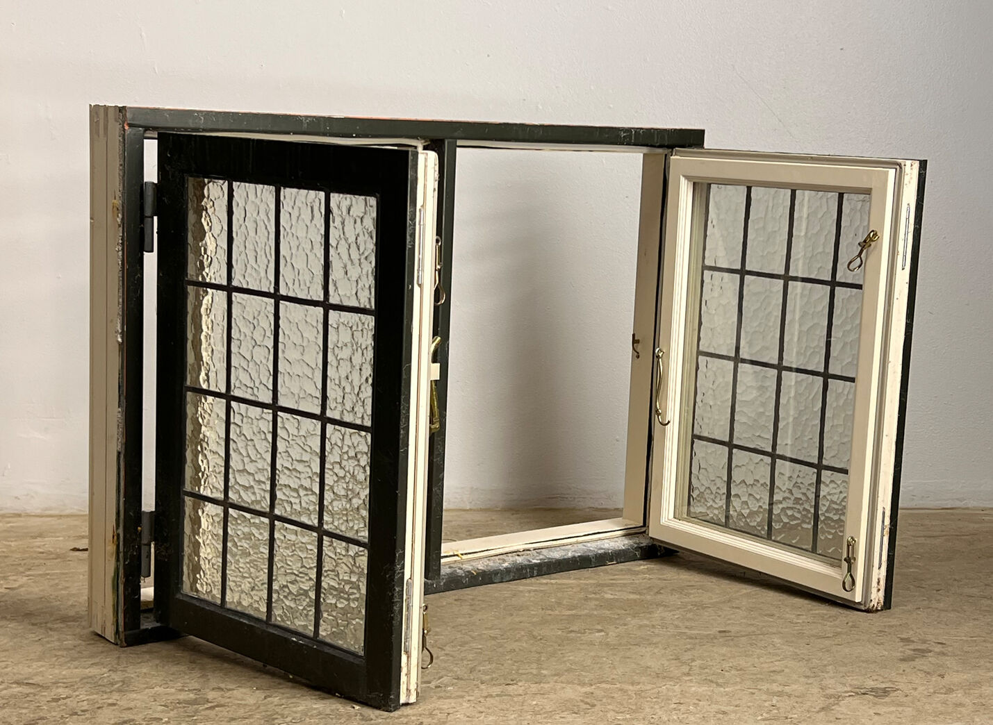 Blyindfattet vindue med koblede rammer Blyindfattet vindue med koblede rammer