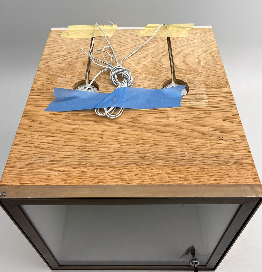 Smykkeskab med lys - 40 x 40 x 45 cm