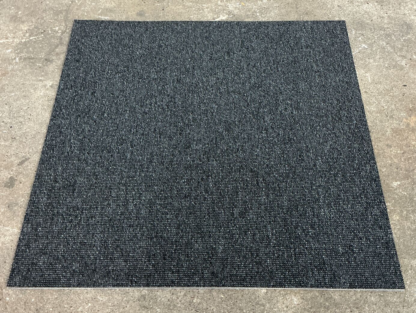 Antracitgrå Tæppefliser