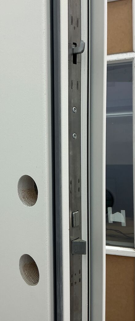 Dobbelt institutionsdør med karm